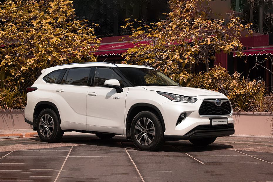 Toyota Highlander (2020-2023) Front Side View