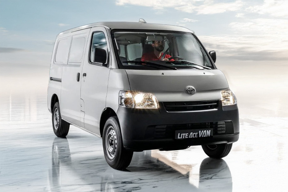 Toyota Liteace Front Medium View