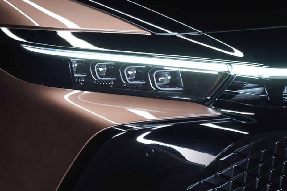 Crown Hybrid Headlight