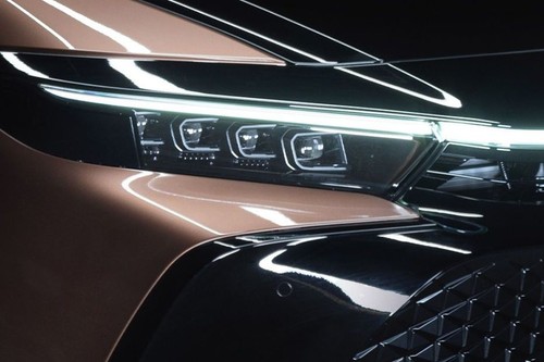 Crown Hybrid Headlight