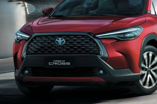 Corolla Cross Hybrid (2023-2024) Grille View