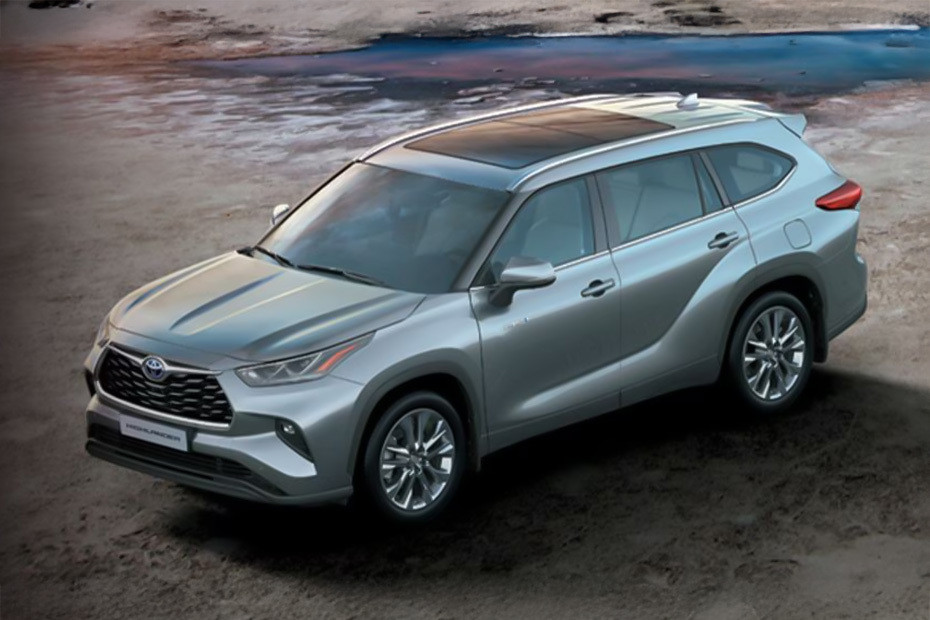 Toyota Highlander Front Side View
