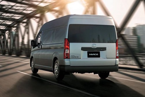 Rear Cross Side View of Toyota Hiace