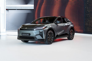 Toyota C-HR PLUS