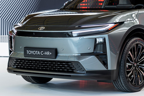 C-HR PLUS Grille View