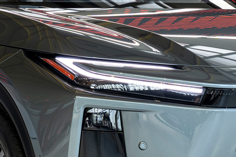 C-HR PLUS Headlight