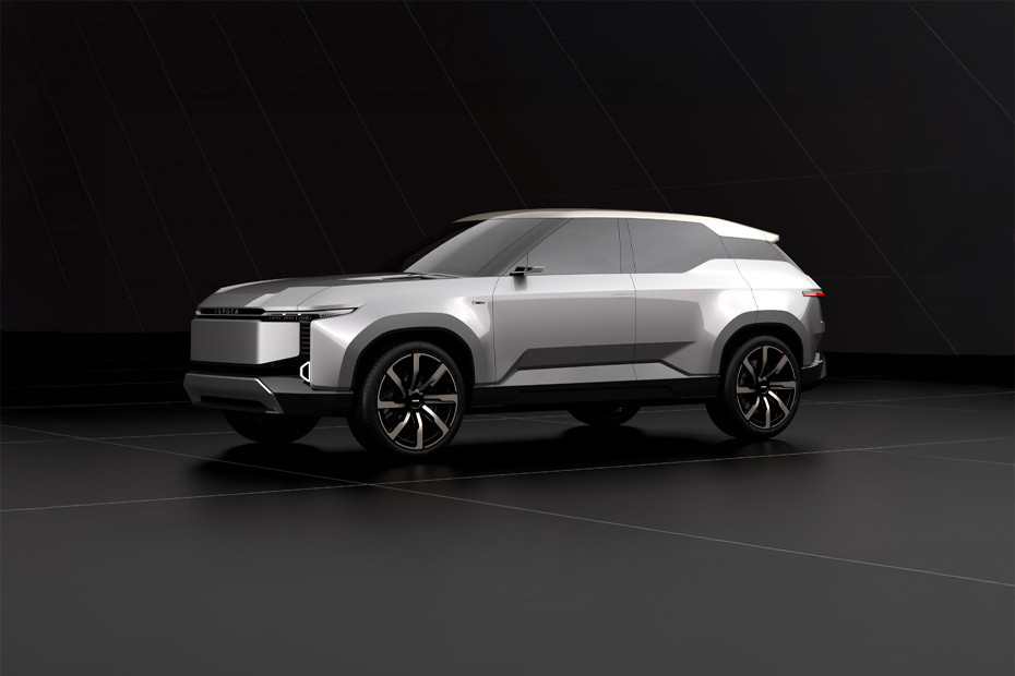 Land Cruiser SE Side view