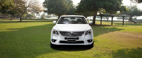Full Front View of Aurion