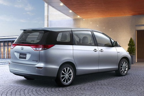 Previa Rear angle view