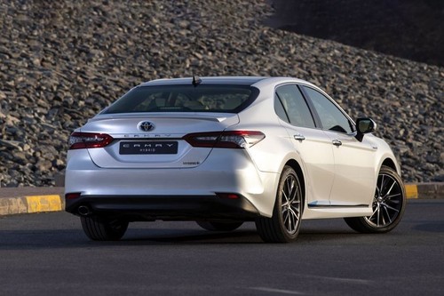 Rear Medium View of Toyota Camry HEV (2018-2024)