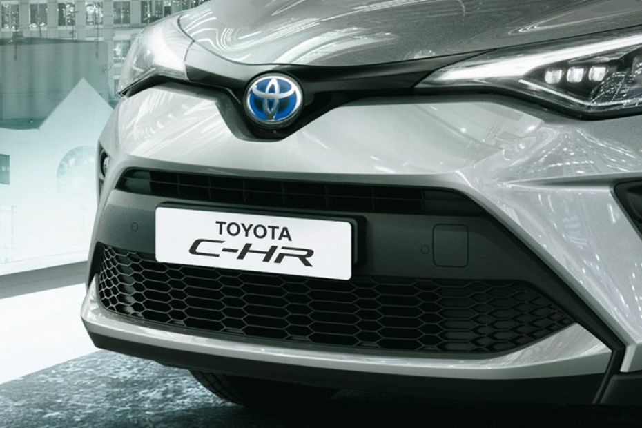 C-HR HEV Grille View