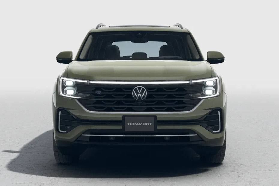 Full Front View of Teramont