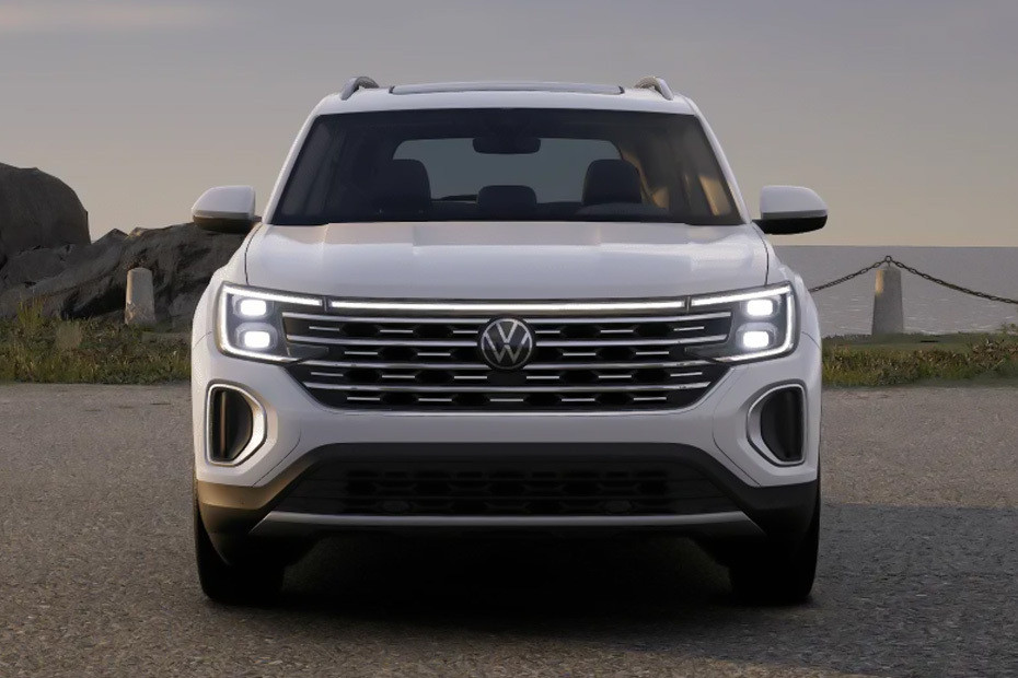 Full Front View of Teramont