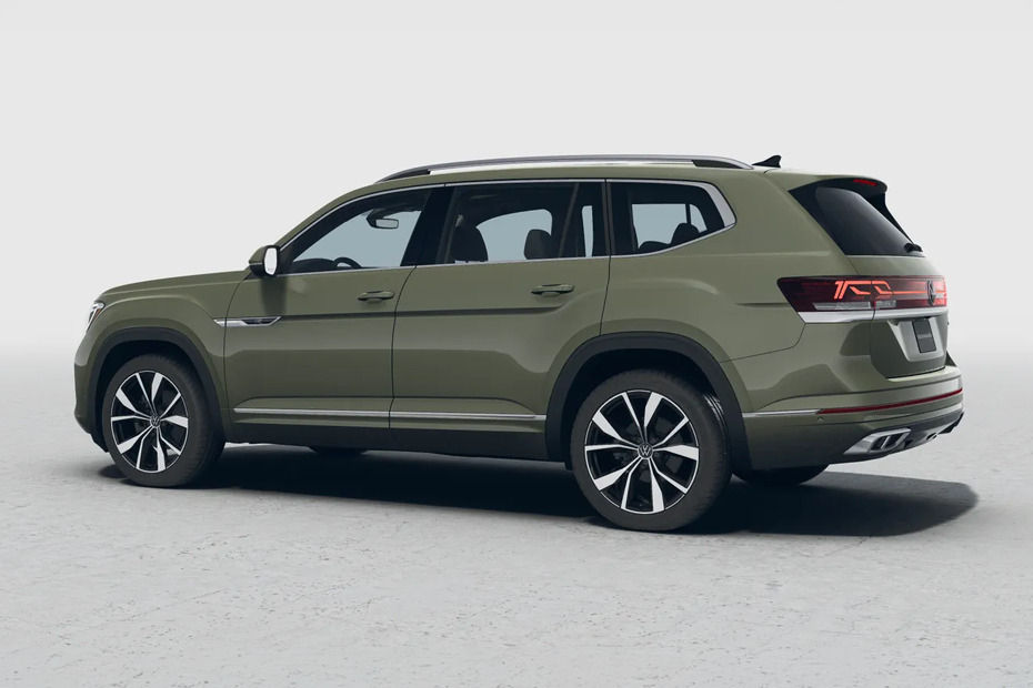 Rear Cross View of Volkswagen Teramont