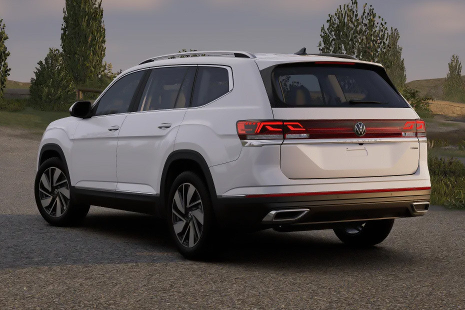 Rear Medium View of Volkswagen Teramont