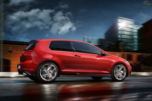 Golf GTI (2022-2024) Rear Medium Side View