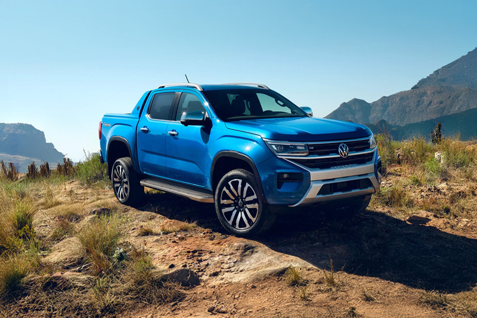 Volkswagen Amarok Front Medium View