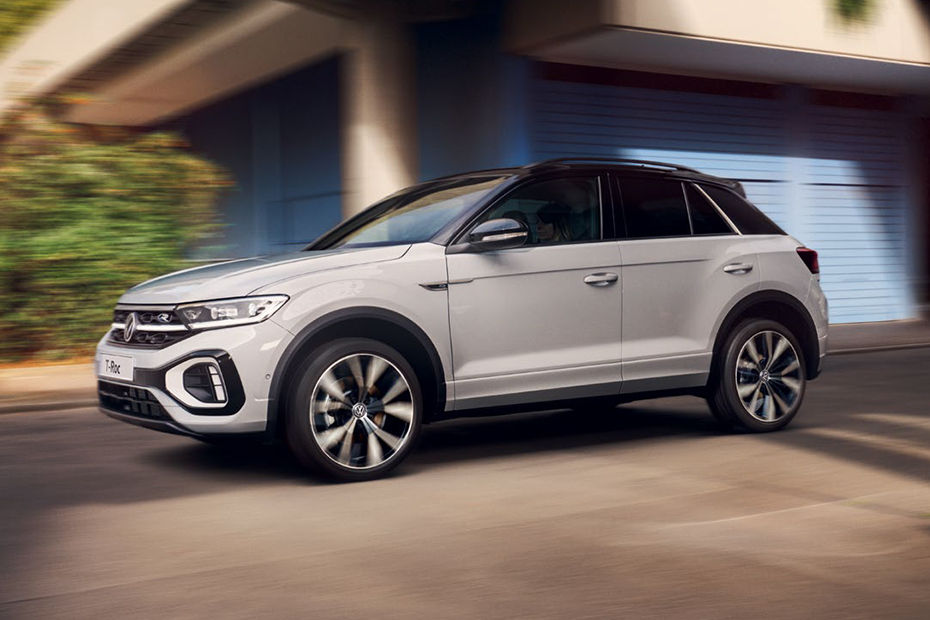 Volkswagen T-Roc Front Side View