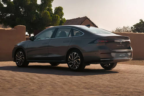 Rear Cross Side View of Volkswagen Jetta