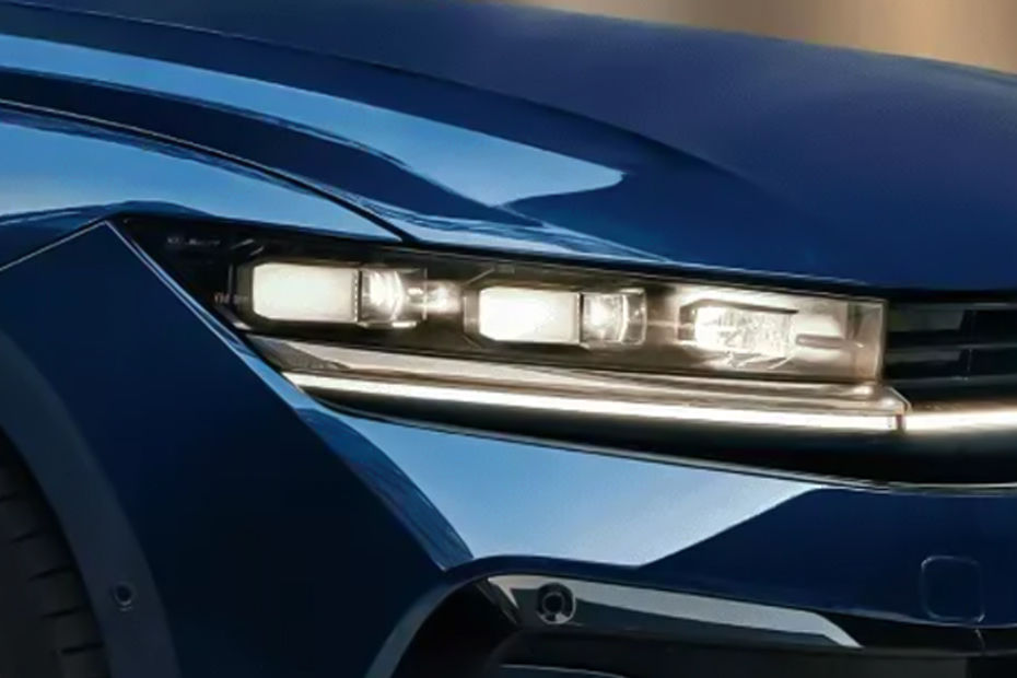 Passat Headlight