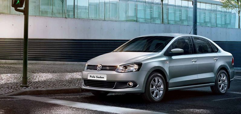 Volkswagen Polo Sedan Side Medium View