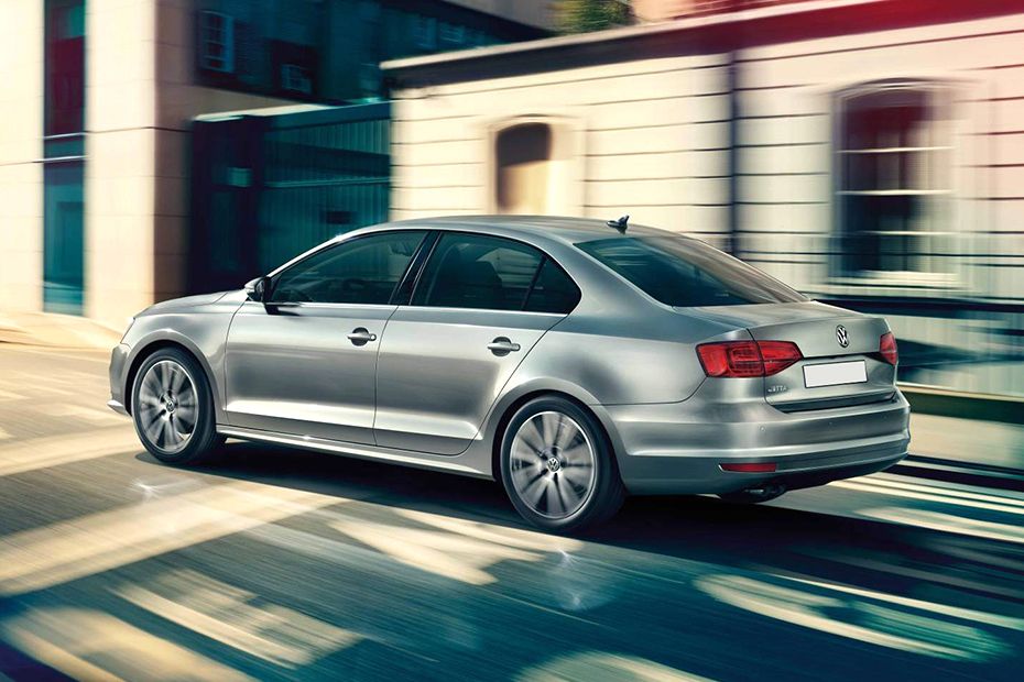 Rear Cross Side View of Volkswagen Jetta (2019-2023)