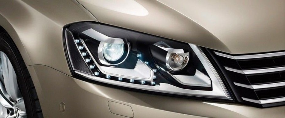 Passat (2012-2021) Headlight