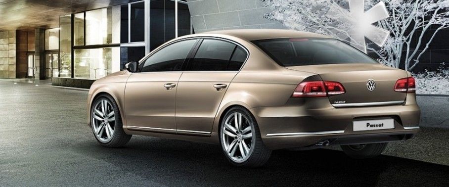 Rear Cross View of Volkswagen Passat (2012-2021)