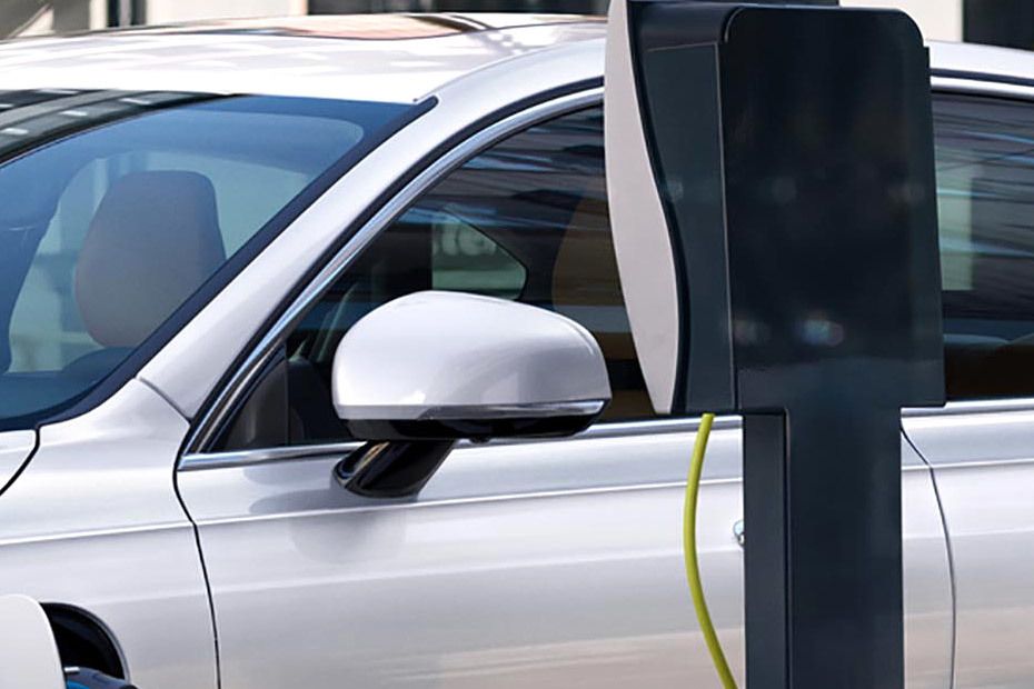 Volvo S90 (2017-2022) Drivers Side Mirror Front Angle