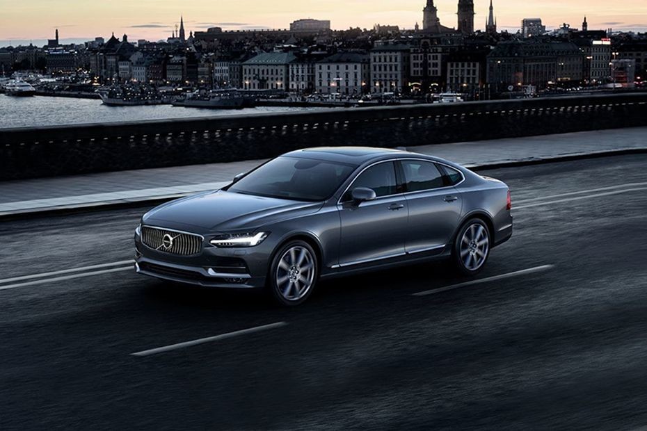S90 (2017-2022) Front angle low view