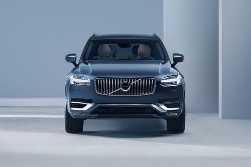 Full Front View of XC90 (2022-2024)