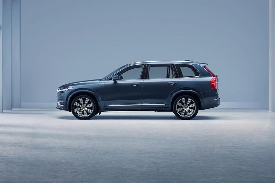 XC90 (2022-2024) Side view