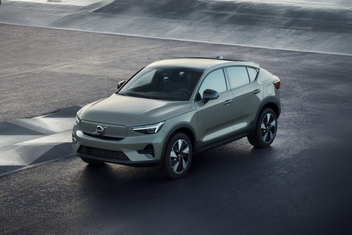 C40 Recharge Front angle low view