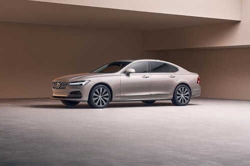 Volvo S90 (2024-2025) Front Side View