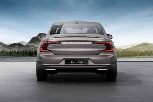 Full Rear View of Volvo S90 (2024-2025)