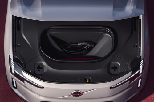 Trunk Open Closer View of ES90