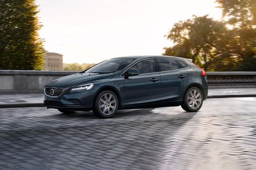V40 Front angle low view
