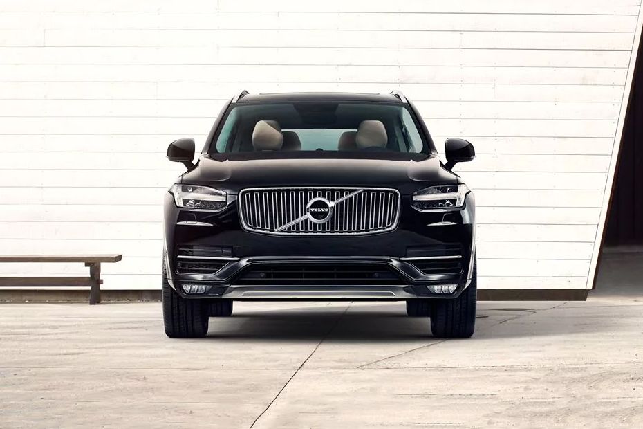 Full Front View of XC90 (2022-2022)