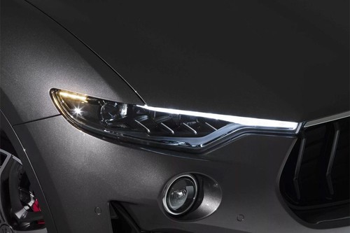 Levante Headlight