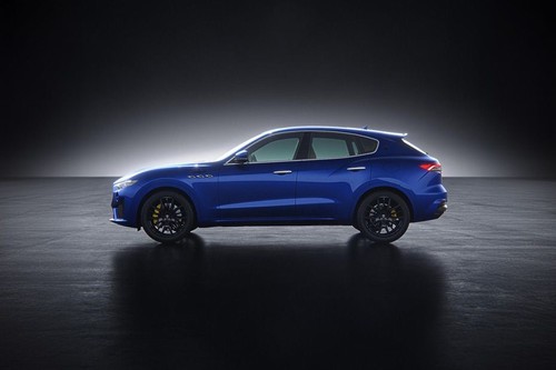 Levante Side view