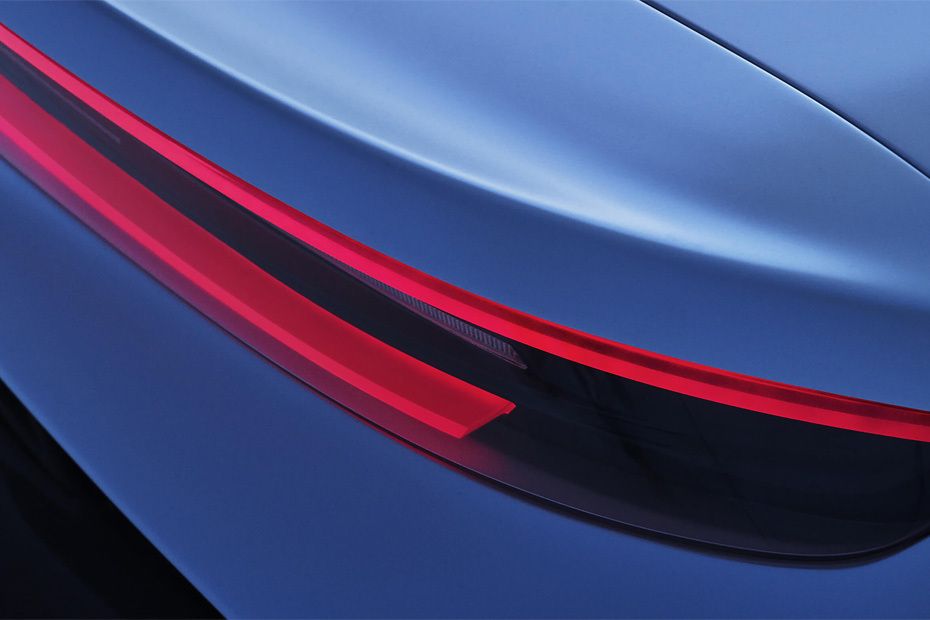 MC20 Tail light