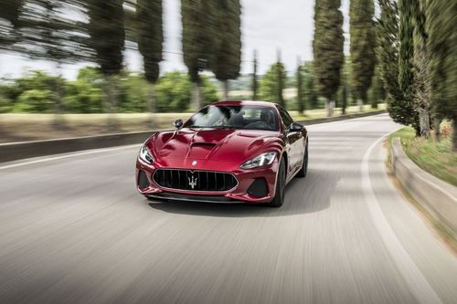 Maserati GranTurismo (2012-2021) Side Medium View