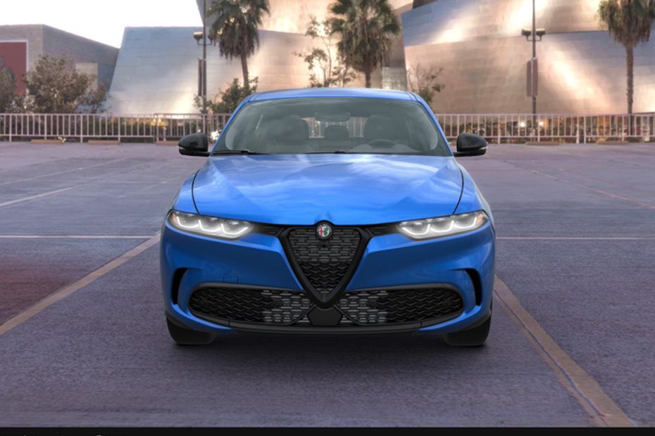 Full Front View of Tonale
