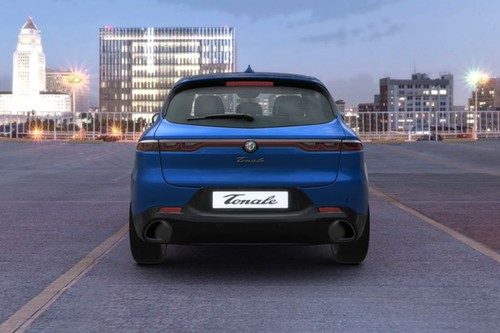 Full Rear View of Alfa Romeo Tonale