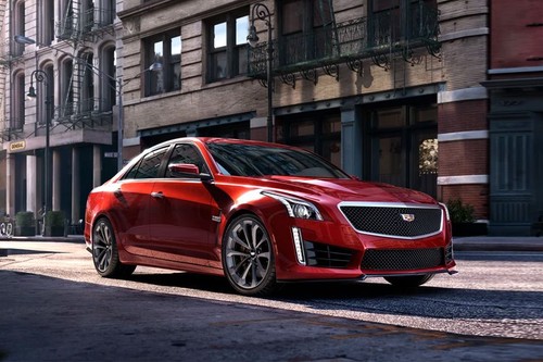Cadillac CTS-V Front Cross Side View