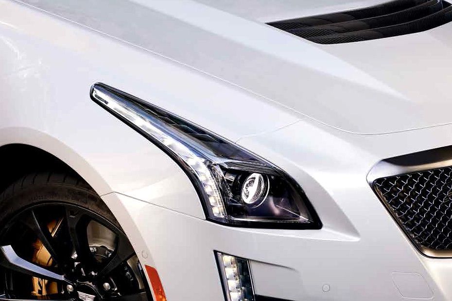 CTS-V Headlight
