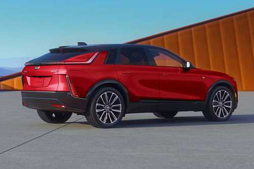 LYRIQ Rear Medium Side View