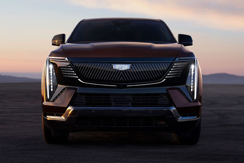 Full Front View of ESCALADE IQ