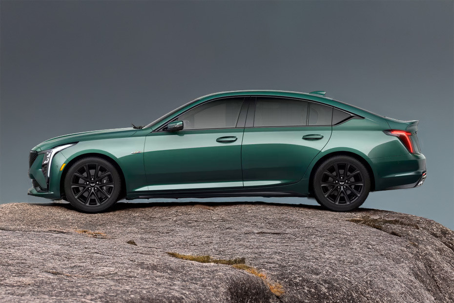 CT5 V Side view