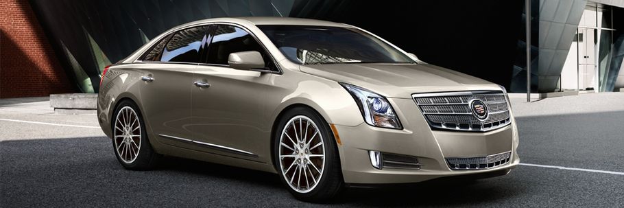 Cadillac XTS (2013-2019) Front Medium View